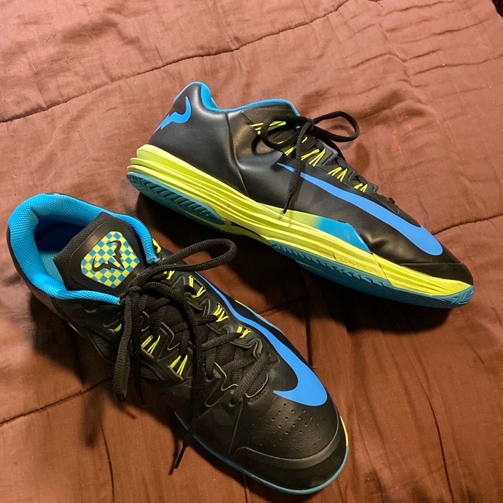 Men’s Nikes. EUC! - Picture 12 of 16